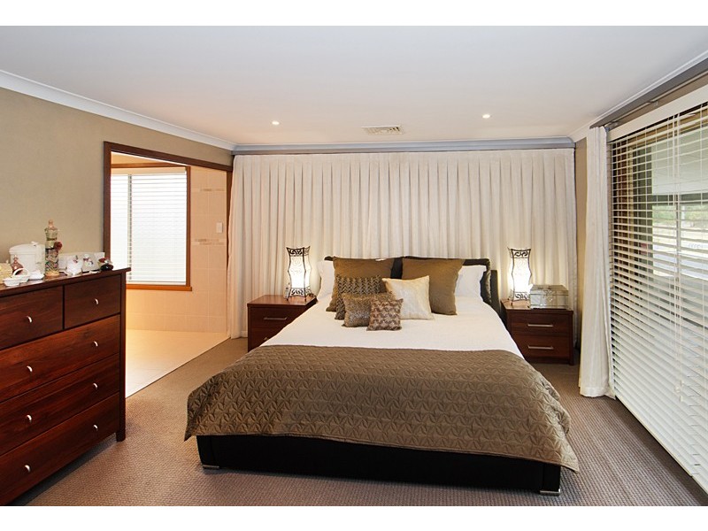 5 Maryllia Road, West Busselton WA 6280