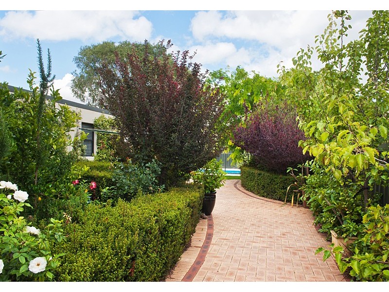 5 Maryllia Road, West Busselton WA 6280