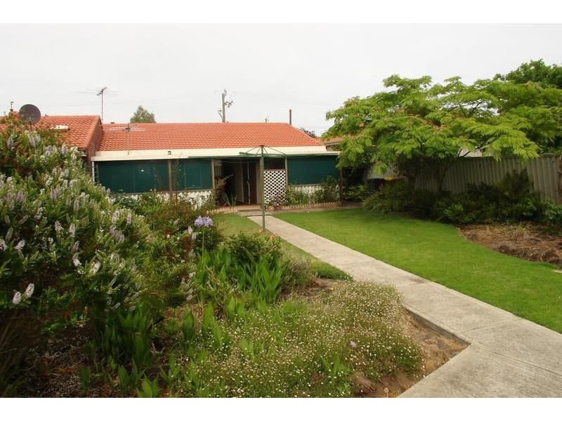 1/4 Court Street, West Busselton WA 6280
