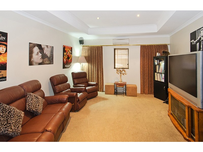33 Lanyard Boulevard, Geographe WA 6280