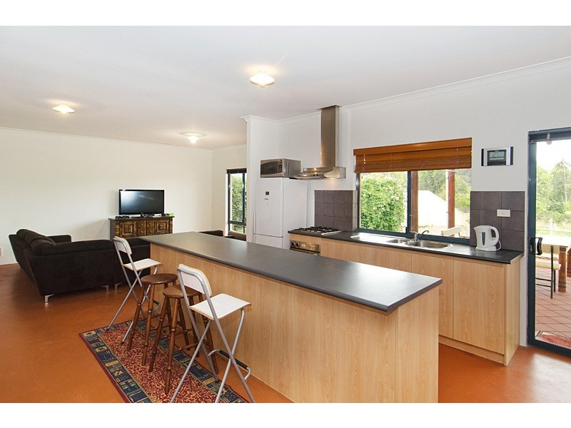 43 Duggan Drive, Cowaramup WA 6284