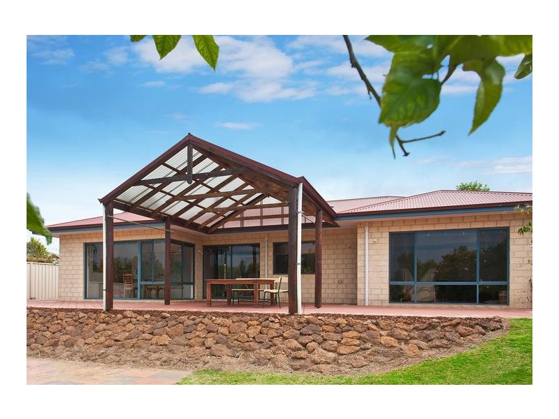 43 Duggan Drive, Cowaramup WA 6284