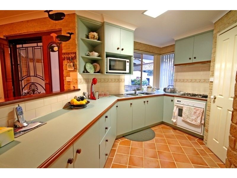 37 Kalgaritch Avenue, Busselton WA 6280