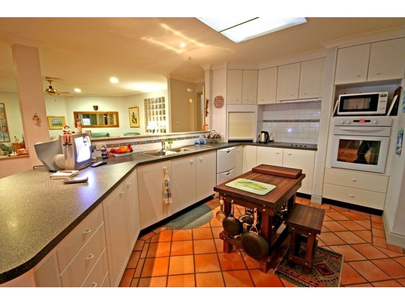 37 Kalgaritch Avenue, Busselton WA 6280