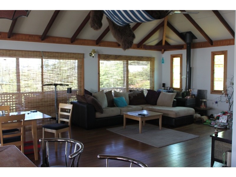 15 Estuary View Drive, Wonnerup WA 6280