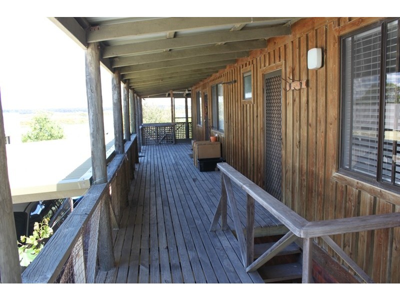 15 Estuary View Drive, Wonnerup WA 6280