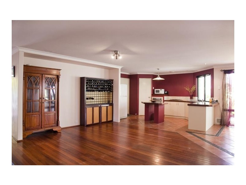 8 Riverslea Drive, Margaret River WA 6285