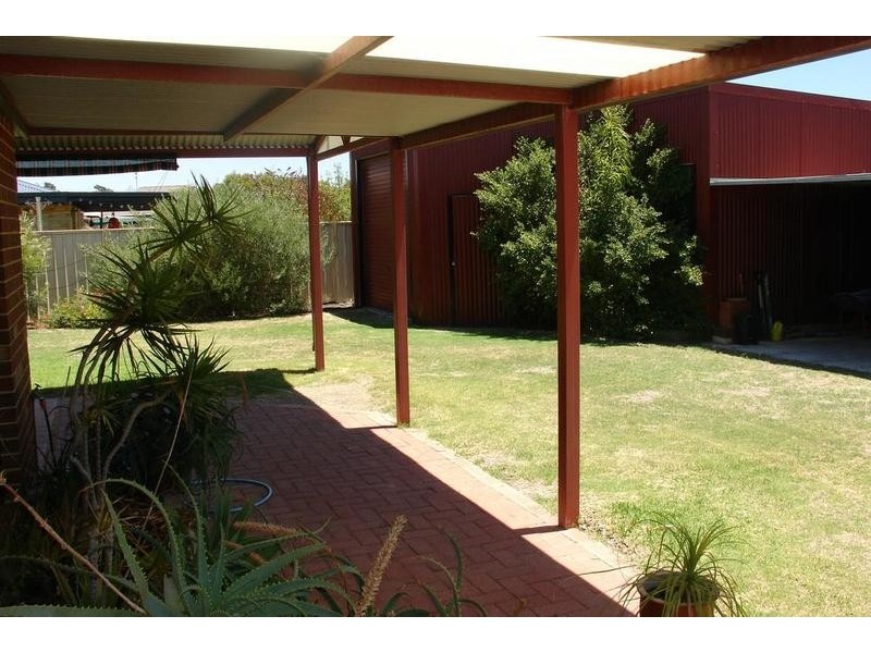 40 Lancaster Drive, Busselton WA 6280