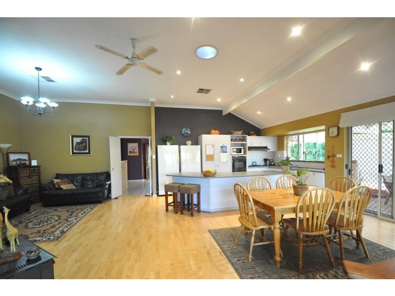 13 Dolphin Court, West Busselton WA 6280
