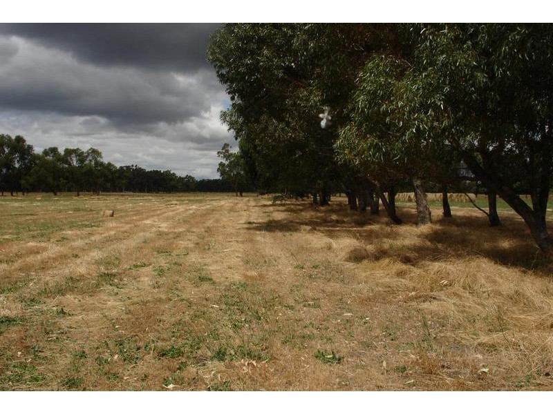 209 Kaloorup Road, Busselton WA 6280