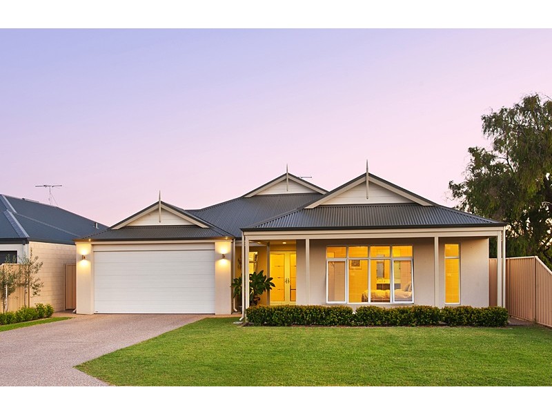 10 Stockyard Lane, Geographe WA 6280