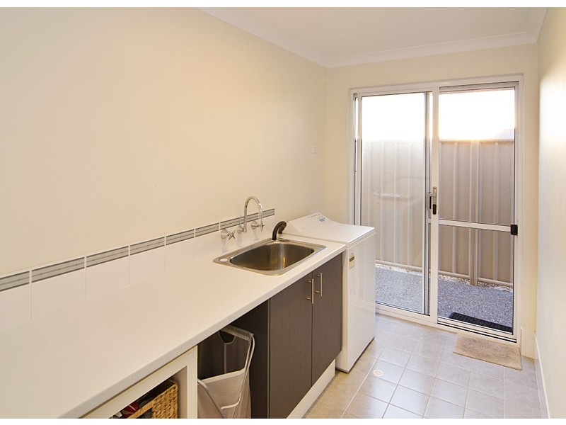 10 Stockyard Lane, Geographe WA 6280