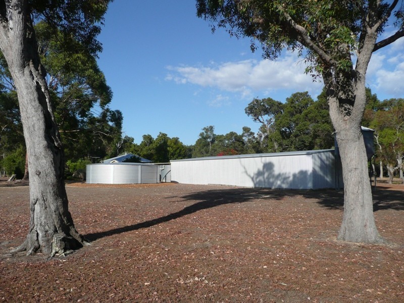 123 Silverwood Road, Metricup WA 6280
