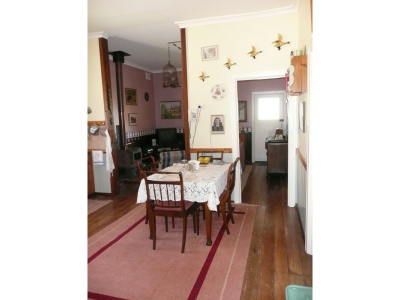123 Silverwood Road, Metricup WA 6280