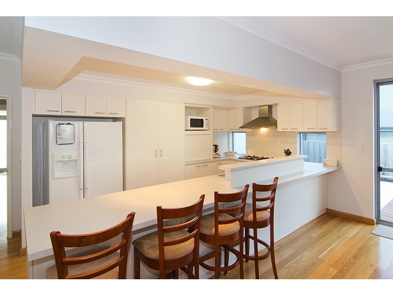 11 Deason Way, Dunsborough WA 6281