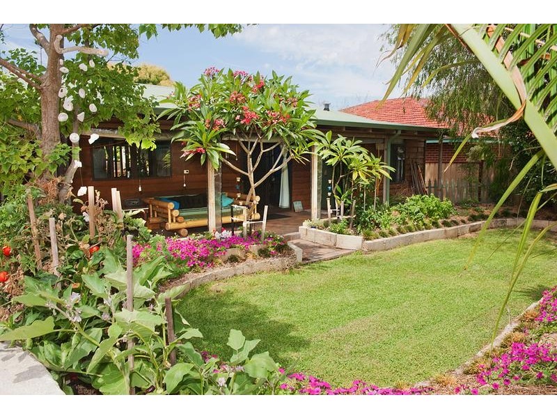 293 Marine Terrace, Geographe WA 6280