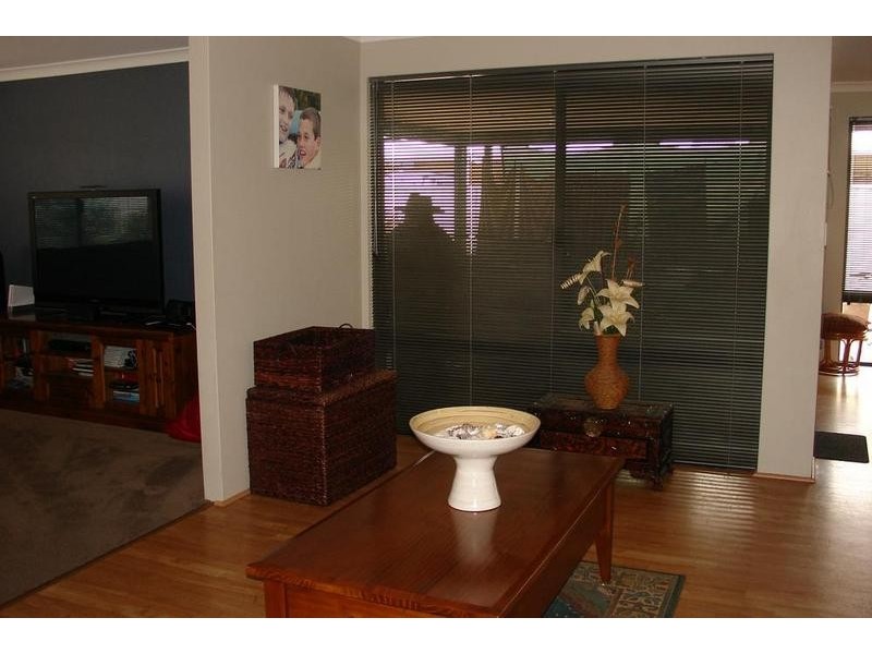 14 Bosworth Bend, West Busselton WA 6280