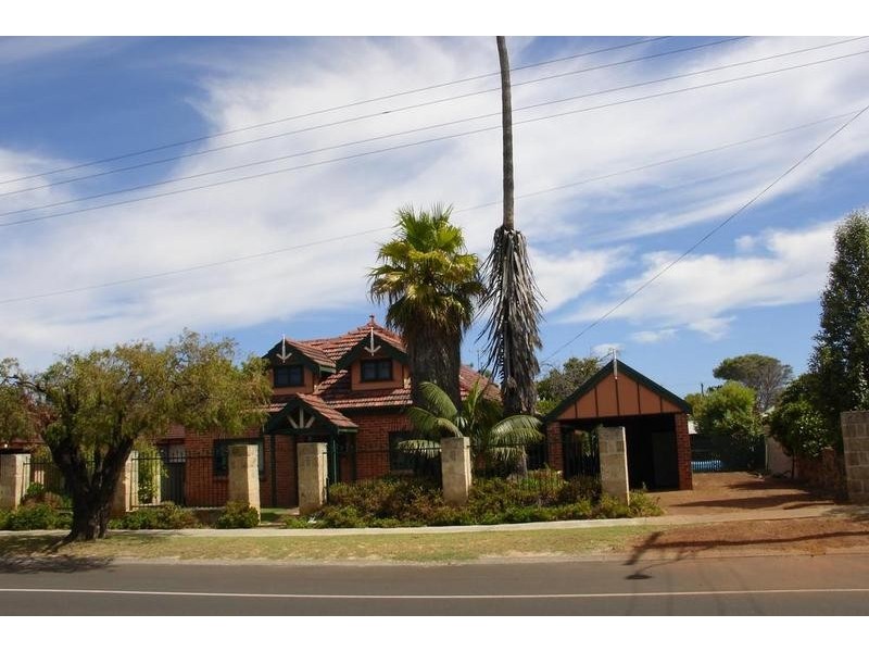 83 Adelaide Street, Busselton WA 6280