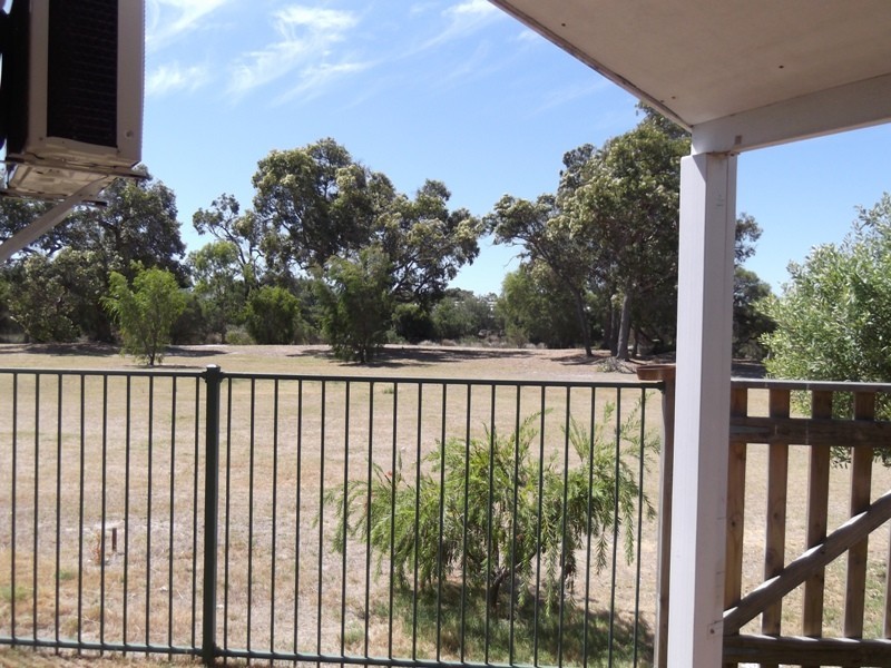 2/10 Beaufort Crescent, Busselton WA 6280