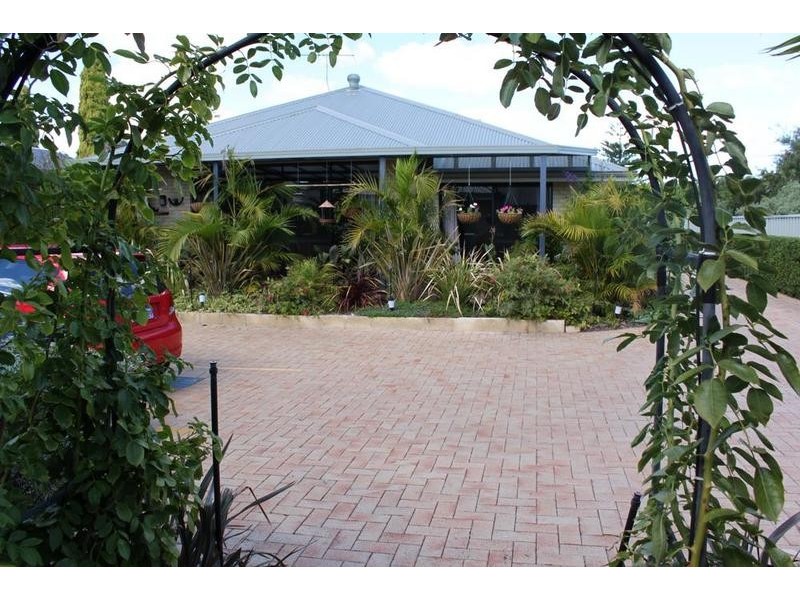 87 Bussell Highway, Busselton WA 6280