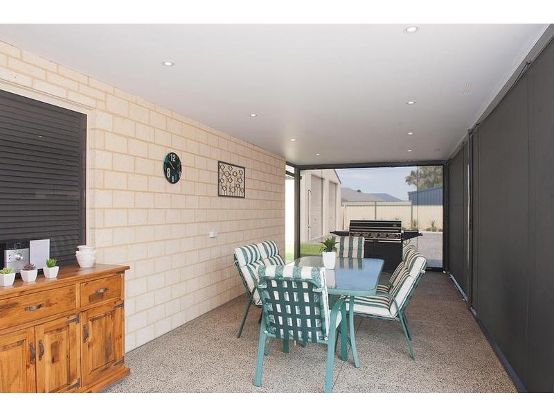 102 Hawker Approach, Yalyalup WA 6280