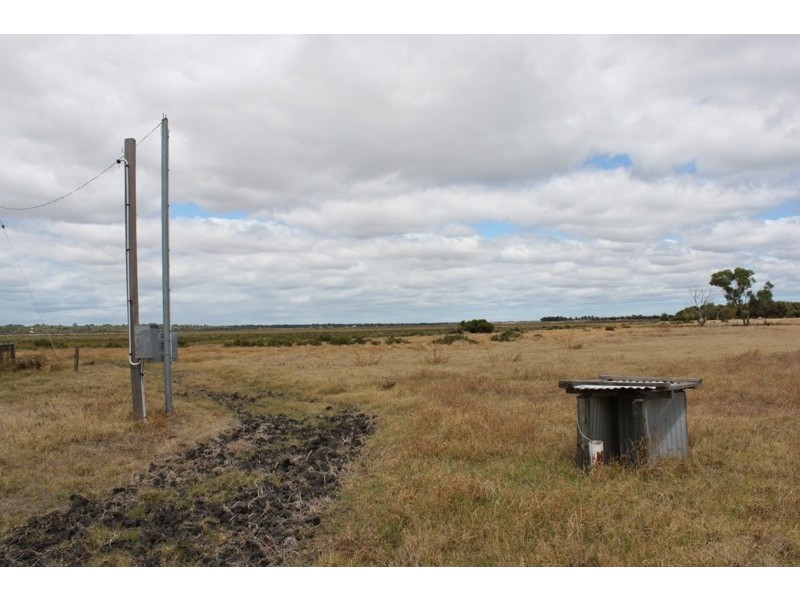 4 Ballarat Road, Wonnerup WA 6280