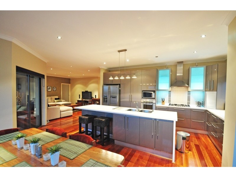 3 Seagull Drive, Broadwater WA 6280