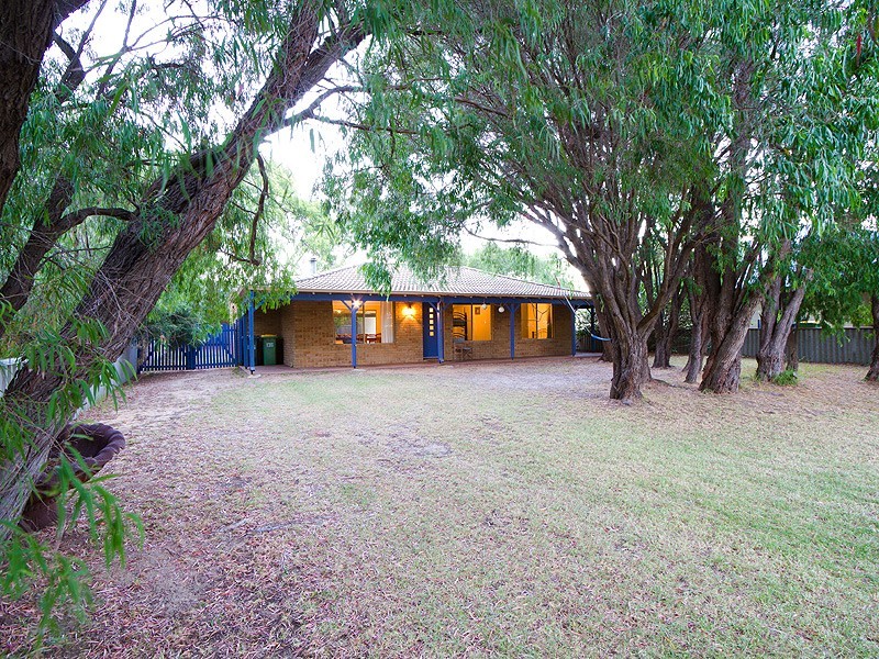 136 Gifford Road, Dunsborough WA 6281