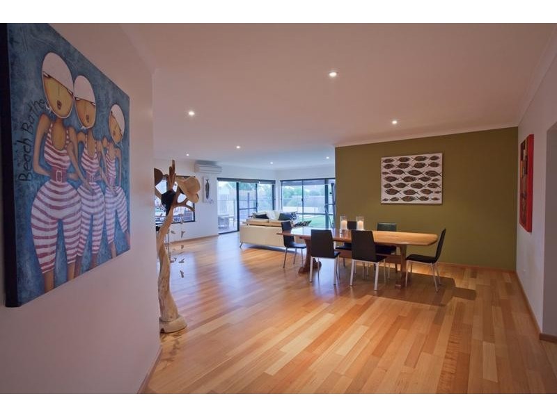 6 Amiro Street, Dunsborough WA 6281