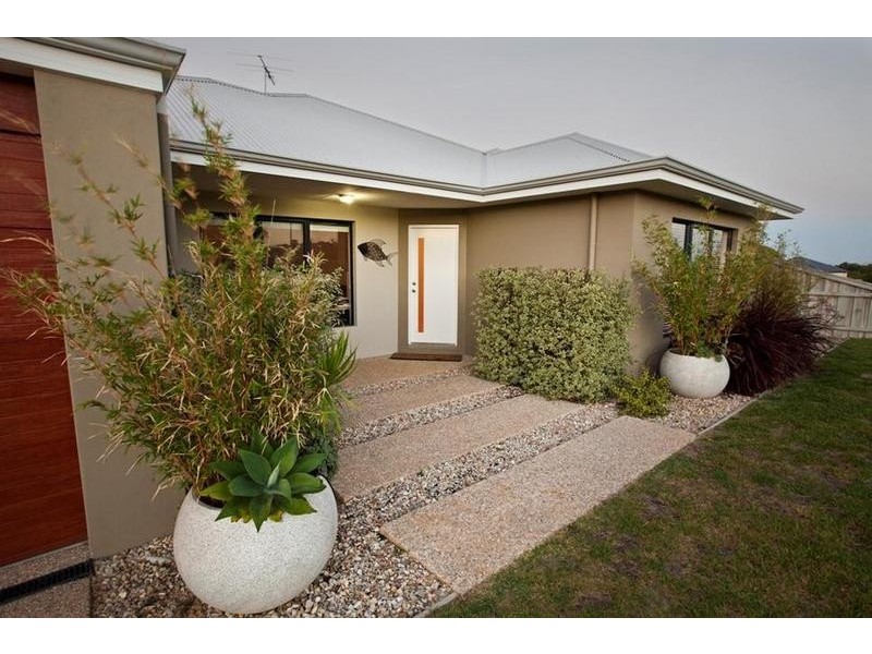6 Amiro Street, Dunsborough WA 6281