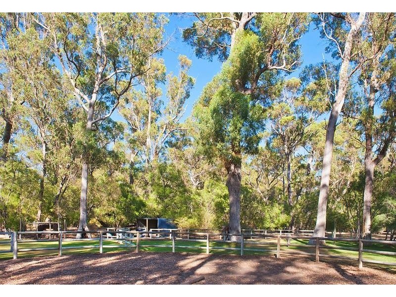 36 Forest Court, Reinscourt WA 6280