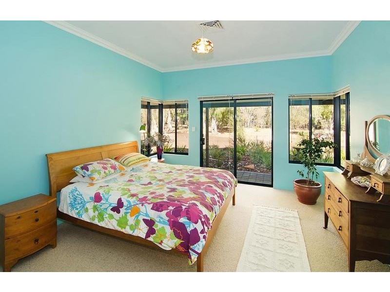 36 Forest Court, Reinscourt WA 6280