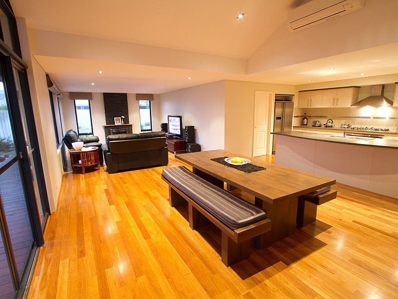 12 Oakmont Crescent, Dunsborough WA 6281