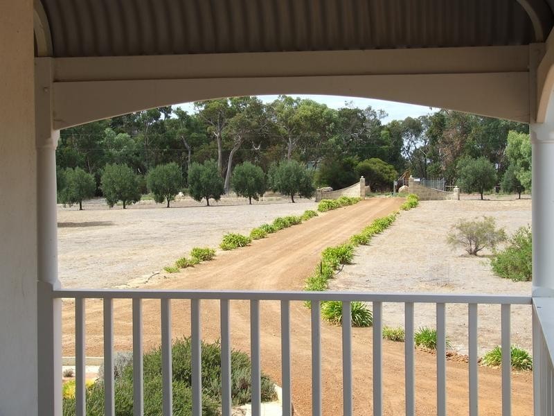 117 Quedjinup Drive, Quedjinup WA 6281