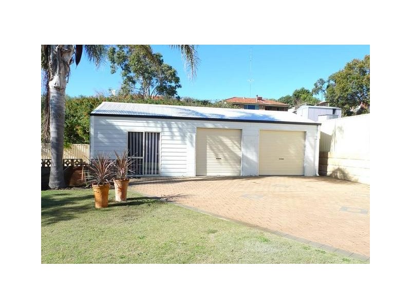 375 Old Coast Road, Australind WA 6233