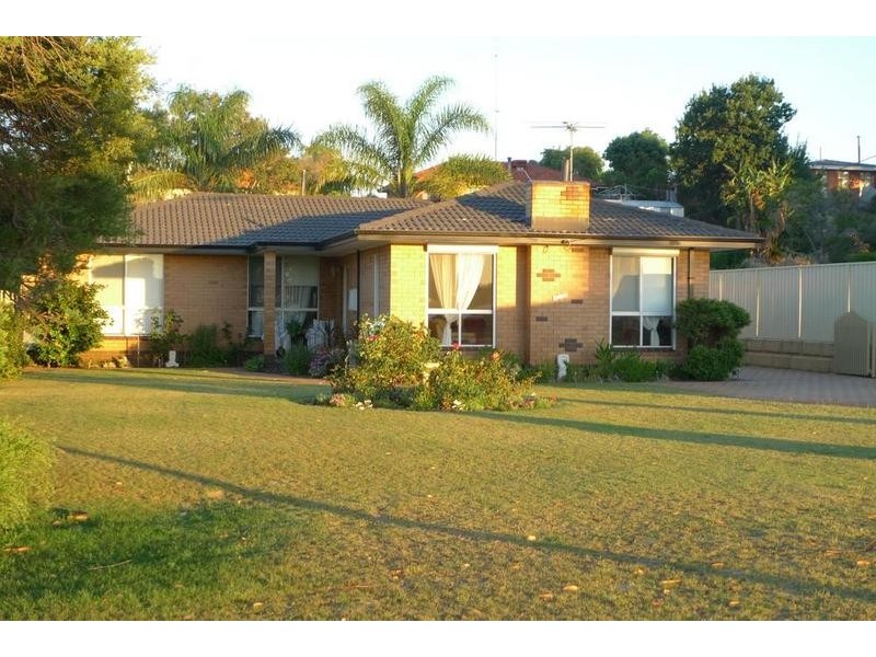 375 Old Coast Road, Australind WA 6233