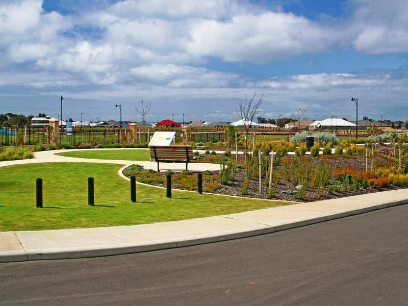 14 Birkdale Green, Dunsborough WA 6281