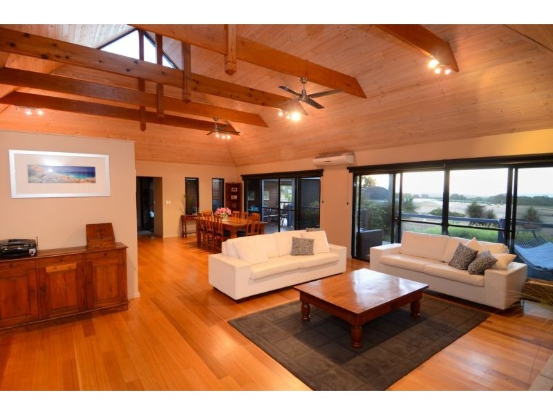 96 Sonning Loop, Yallingup WA 6282