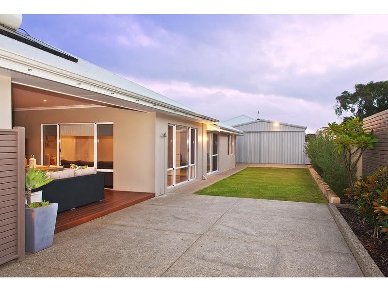 50 Callitris Crescent, Broadwater WA 6280