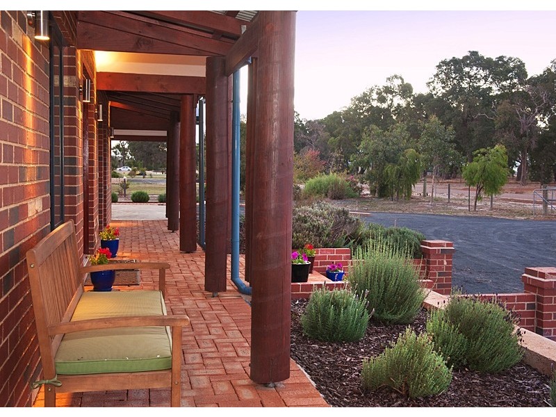 68 Everwood Glade, Ambergate WA 6280