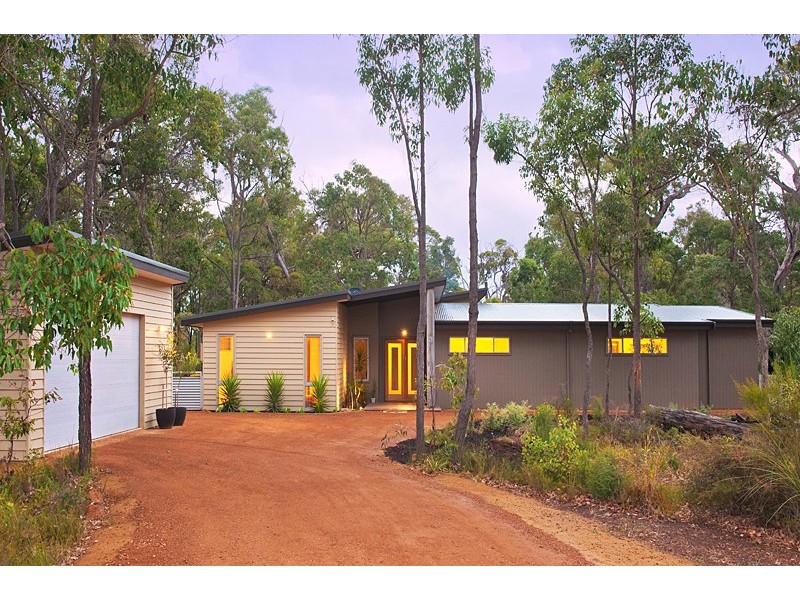 3 Honeytree Grove, Cowaramup WA 6284