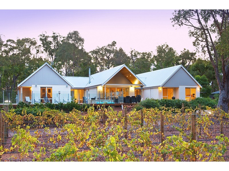 103 Green Park Road, Quindalup WA 6281