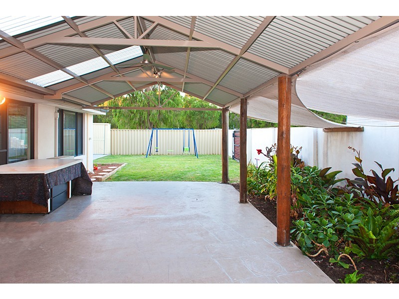 29 Currawong Drive, Broadwater WA 6280
