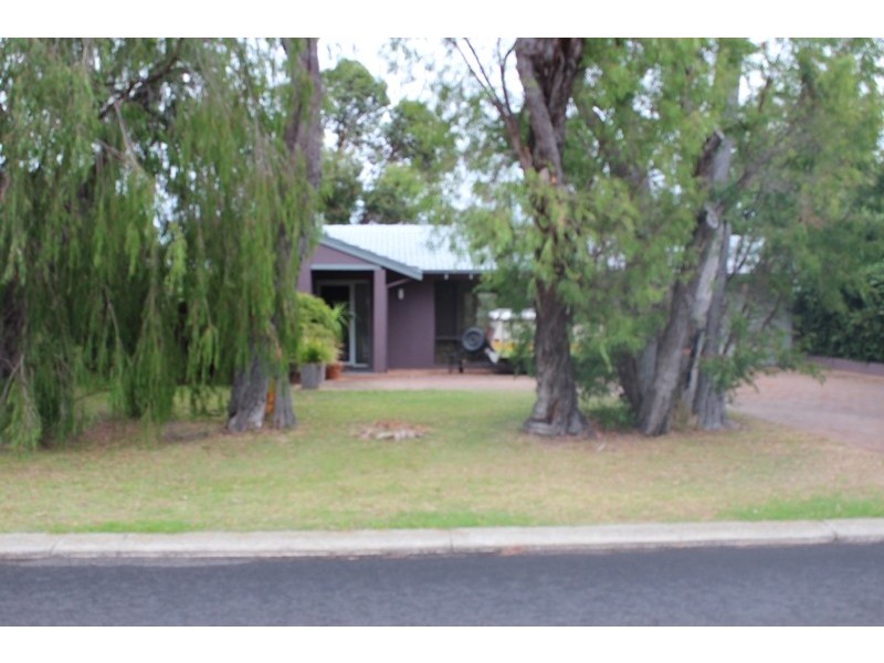 70 Gifford Road, Dunsborough WA 6281