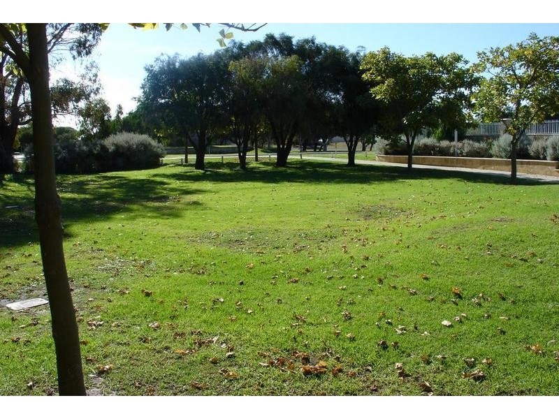 11 Mussel Court, Geographe WA 6280