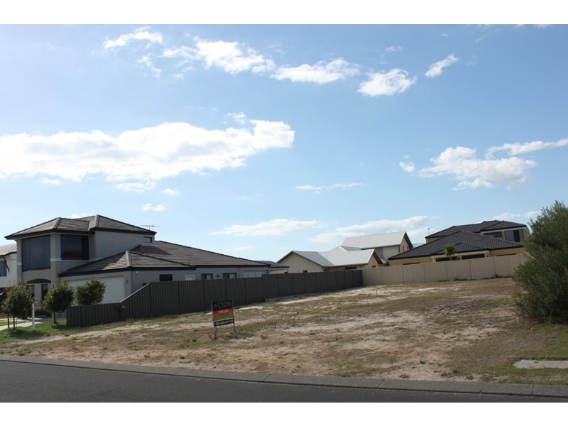 4 Riedle Close, Geographe WA 6280