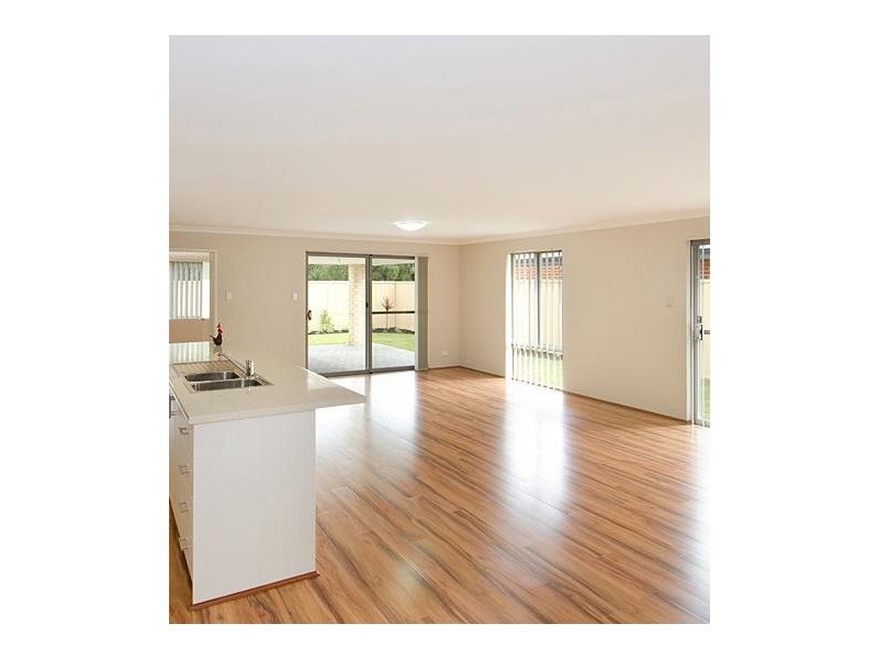 17 Stockyard Lane, Geographe WA 6280