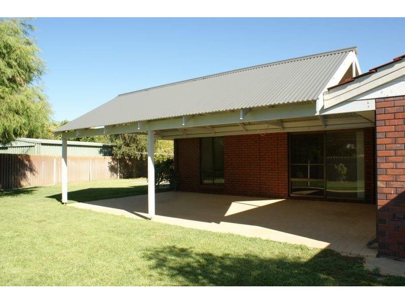 7 Kempston Place, Broadwater WA 6280