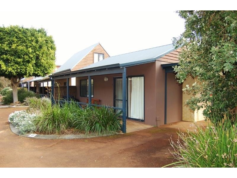 8/12 Dunn Bay Road, Dunsborough WA 6281