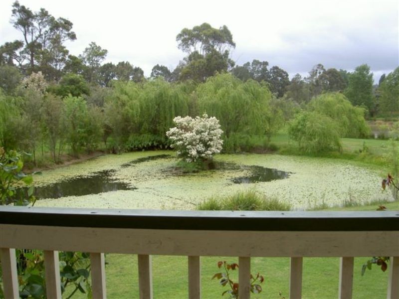 5 Roberts Road, Nannup WA 6275